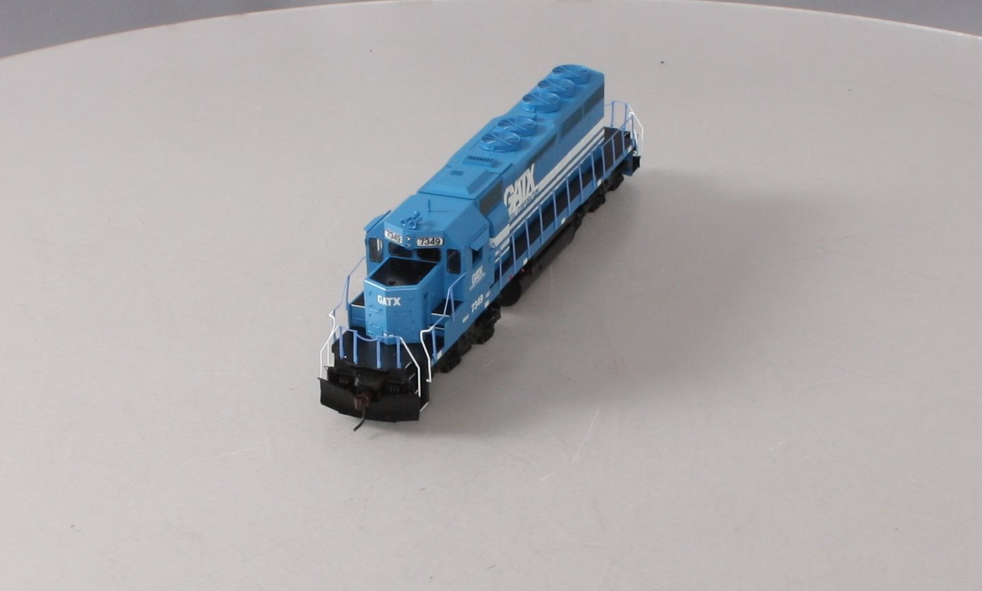 Athearn 95234 HO GATX EMD SD40-2 RTR Diesel Locomotive #7349 – Trainz