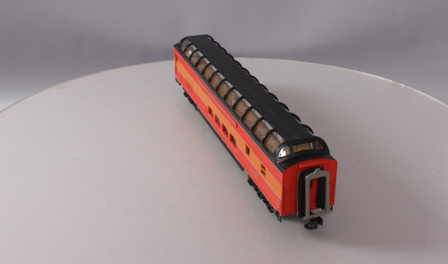 MTH 20-67121 Southern Pacific 70' ABS Vista Dome Ribbed Passenger Car