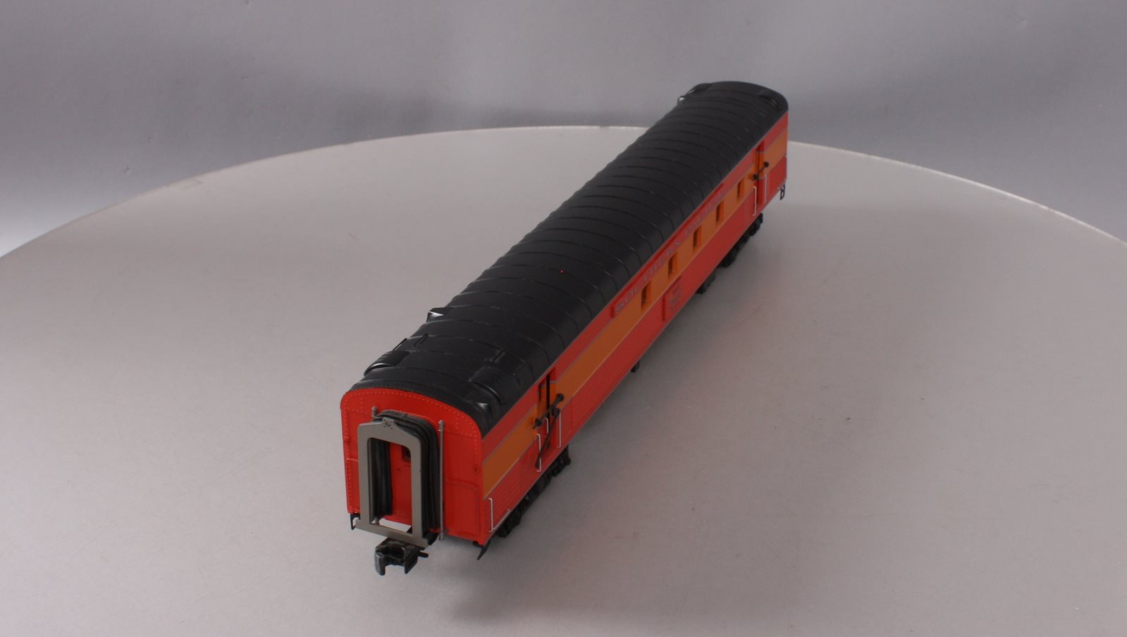 MTH 20-68121 Southern Pacific 70' ABS RPO Passenger Car (Ribbed)