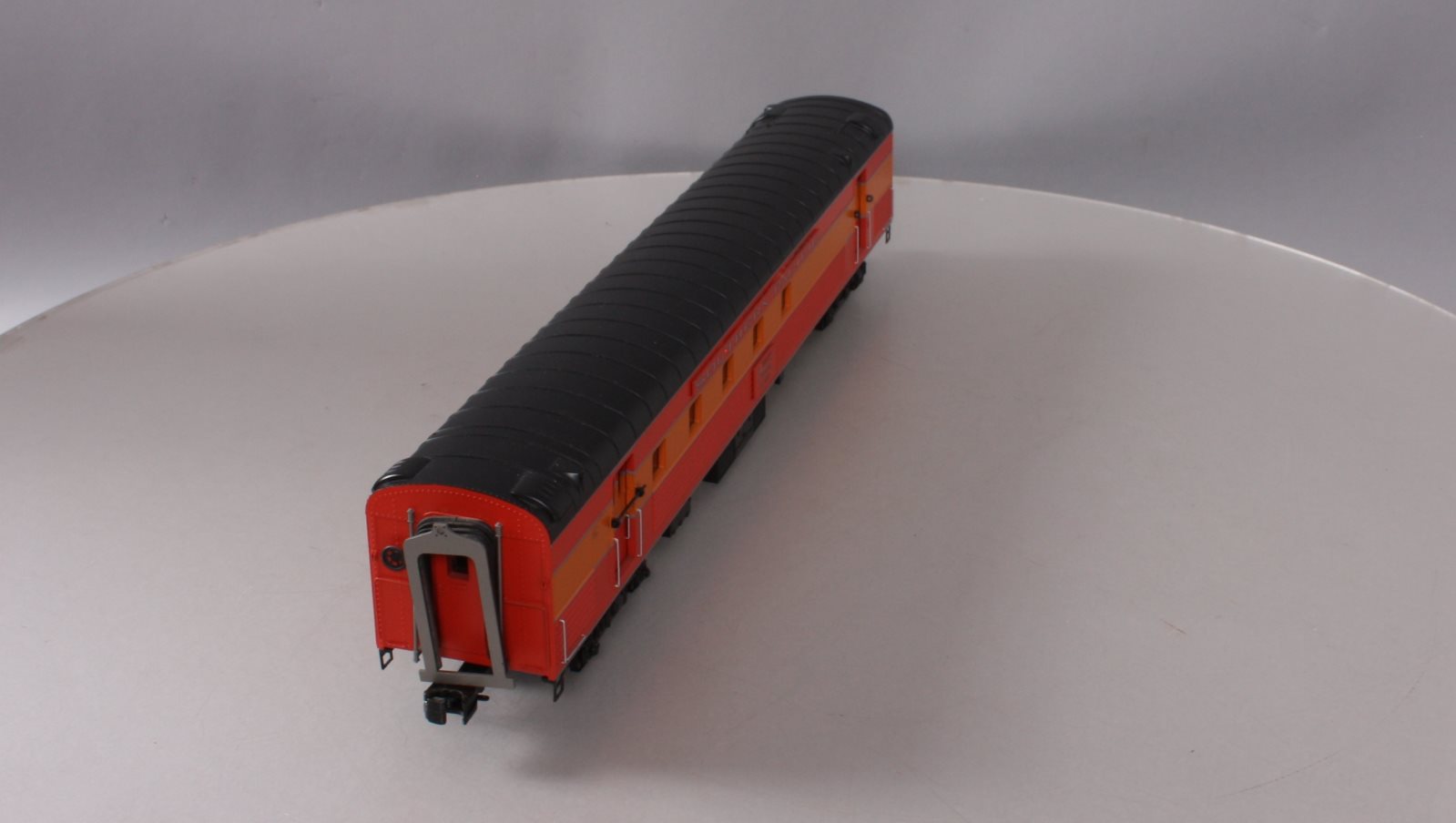 MTH 20-68121 Southern Pacific 70' ABS RPO Passenger Car (Ribbed)
