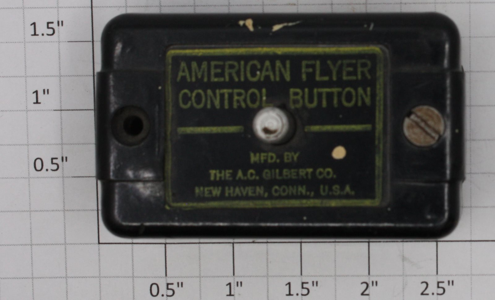 American Flyer XA10961-YB S Gauge Yellow/Brown Control Button