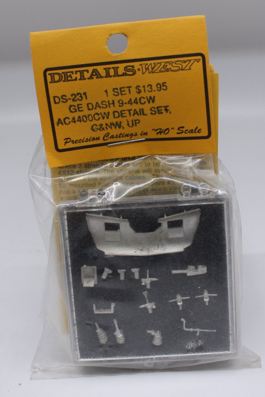 Details West 231 HO GE Dash 9-44 CW AG4400CW Details Set, G&NW, UP