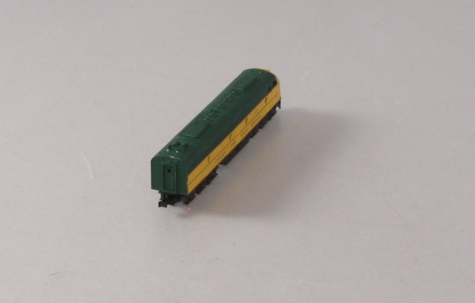 Atlas 2105 N Scale Chicago & North Western EMD E8 Diesel Locomotive #5021A