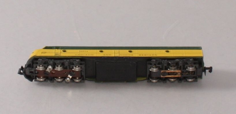 Atlas 2105 N Scale Chicago & North Western EMD E8 Diesel Locomotive #5021A