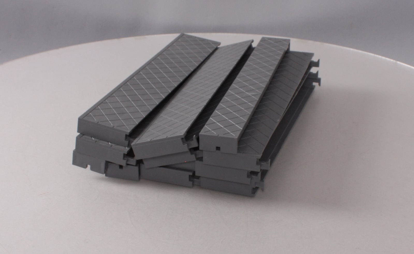 LGB 5034 G Scale Gray Plastic Platform Set