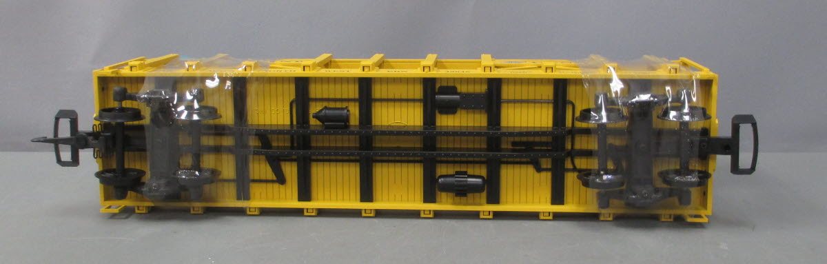 USA Trains R17218 Chicago & North Western Two-Tier Auto Carrier Flat Cars