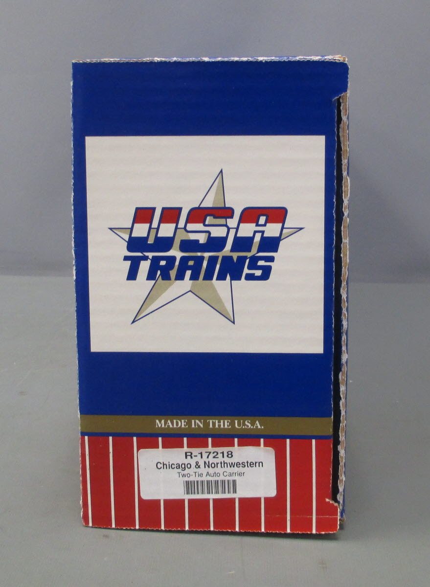 USA Trains R17218 Chicago & North Western Two-Tier Auto Carrier Flat Cars
