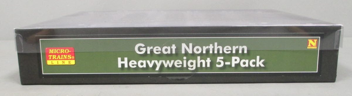 Micro-Trains 99301570 N Great Northern Heavyweight Passenger (Set of 5)