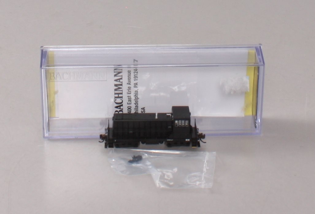 Bachmann 82051 N Scale Unlettered GE-70 Diesel Locomotive w/ DCC