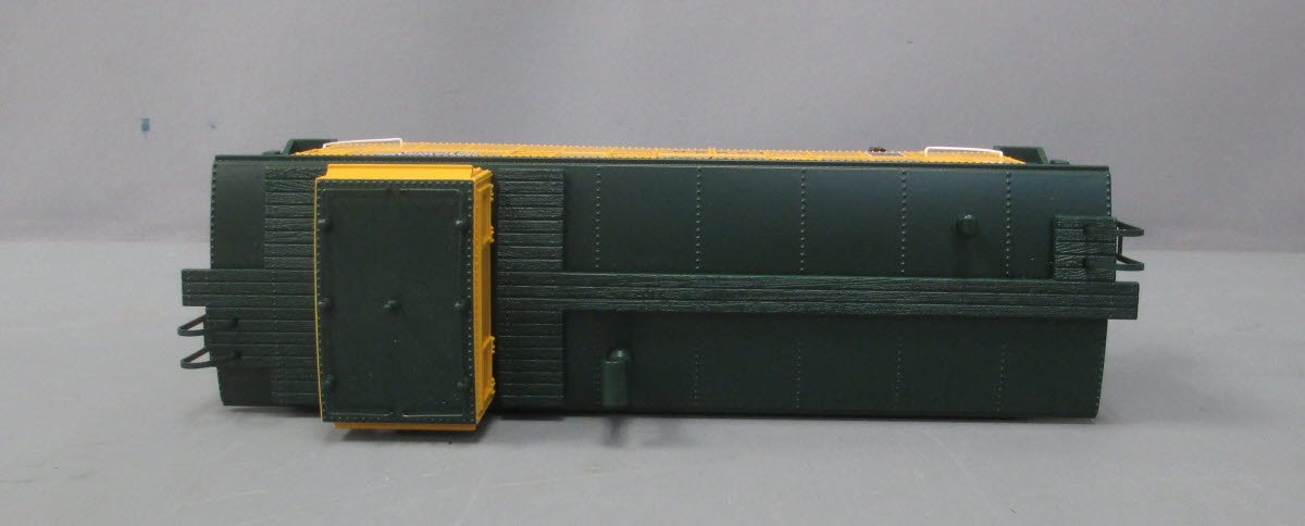 MTH 30-77322 O Chicago North Western Offset Steel Caboose Car #12440