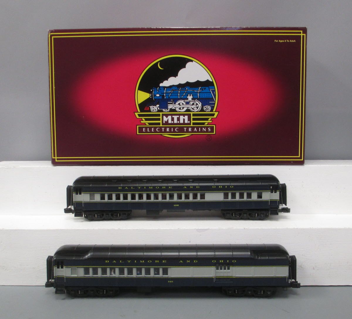 MTH 20-4178 O Baltimore & Ohio 70' Madison Comb/Diner Passenger Set (Set of 2)