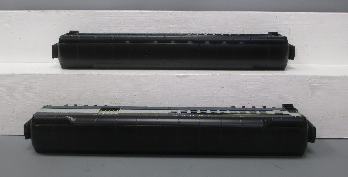 MTH 20-4178 O Baltimore & Ohio 70' Madison Comb/Diner Passenger Set (Set of 2)