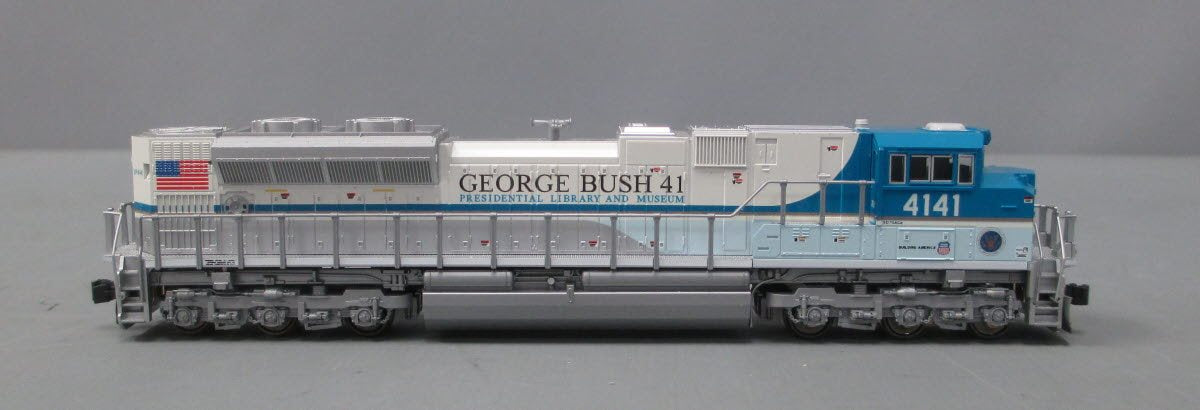 Kato 176-8411 N Scale Union Pacific/George Bush SD70ACe Diesel Locomotive #4141