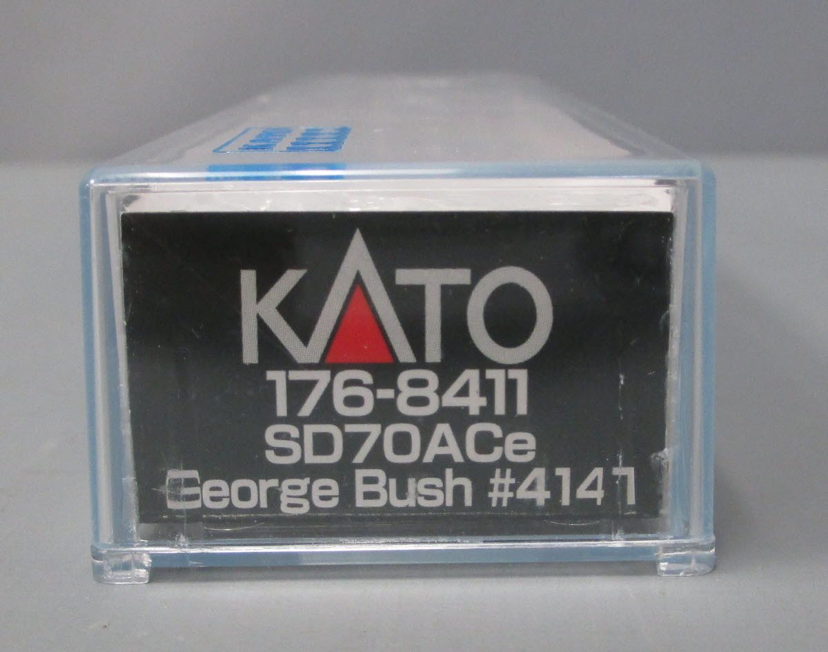 Kato 176-8411 N Scale Union Pacific/George Bush SD70ACe Diesel Locomotive #4141