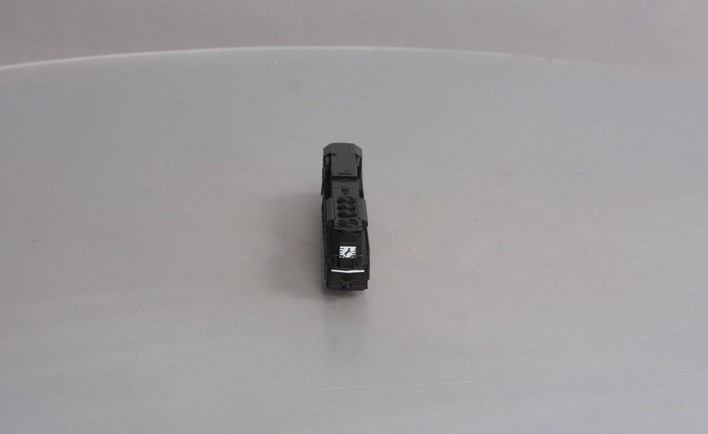 Kato 176-5514 N Scale Norfolk Southern Diesel Locomotive #7210