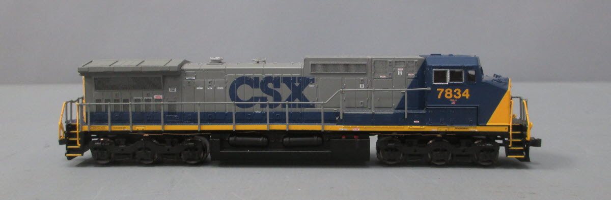 Atlas 51907 N Scale CSX C40-8W Diesel Locomotive #7834