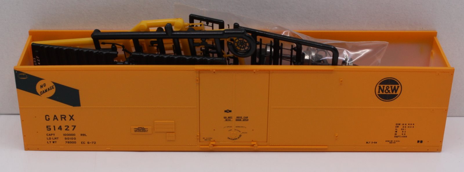 Branchline Trains 51427 HO GARX/Norfolk & Western 50' Plug Door Boxcar #1807