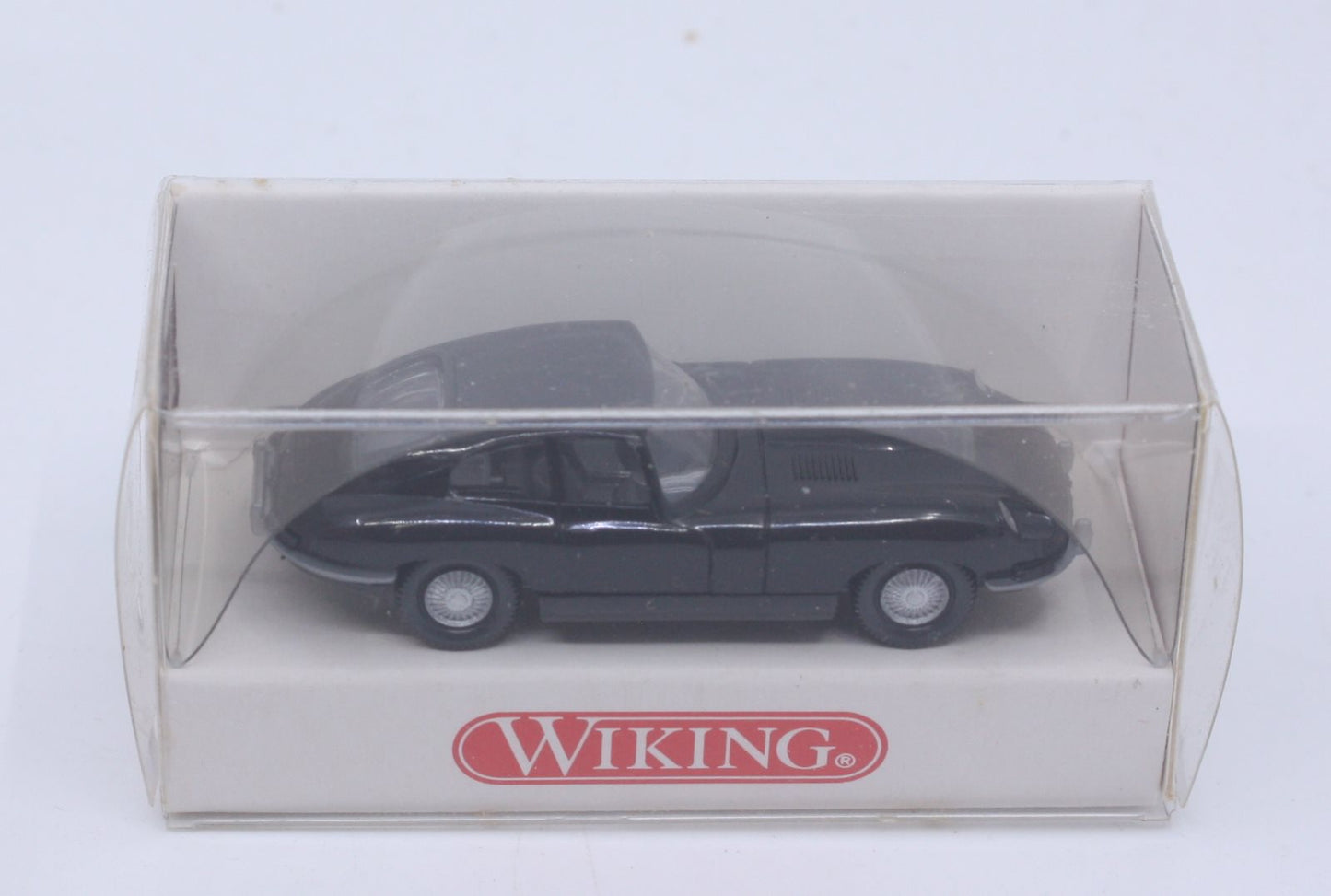 Wiking 0220012 HO Black Jaguar Type E