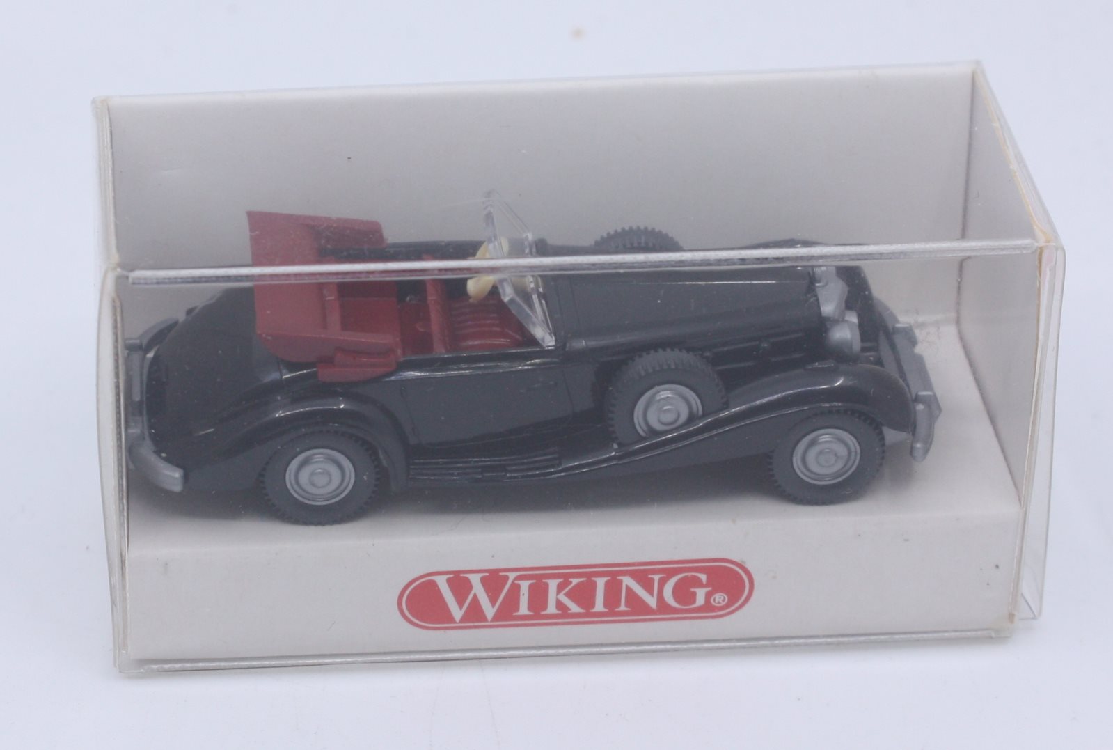 Wiking 835 1:87 Black Convertaible 1936 Mercedes-Benz 540K – Trainz