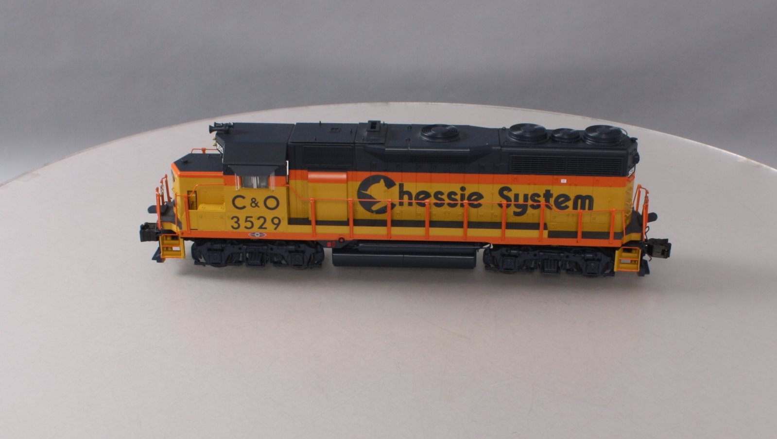 Lionel 6-38797 Chessie Legacy GP35 Diesel Locomotive #1128