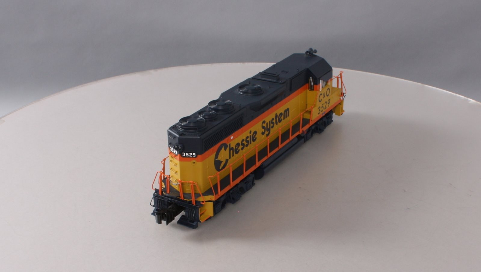 Lionel 6-38797 Chessie Legacy GP35 Diesel Locomotive #1128