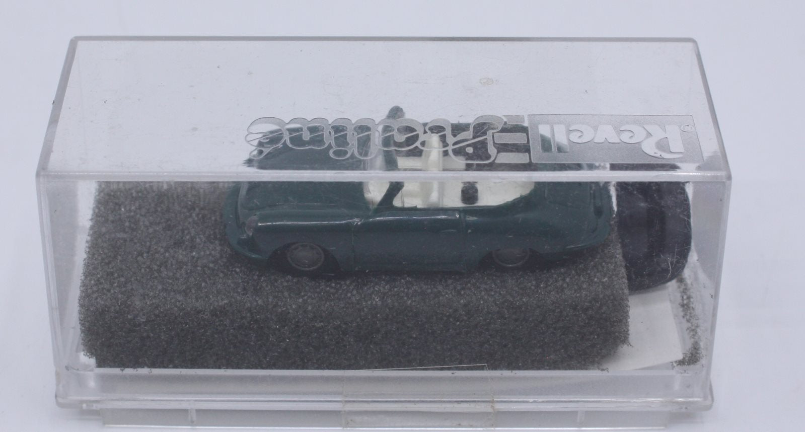 Praline 81602 HO Green Convertiable Porsche Cabrio