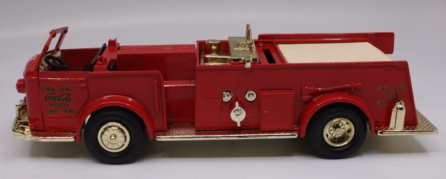 Ertl K086 1:30 Diecast Coca-Cola American LaFrance Alfco Metal Bank