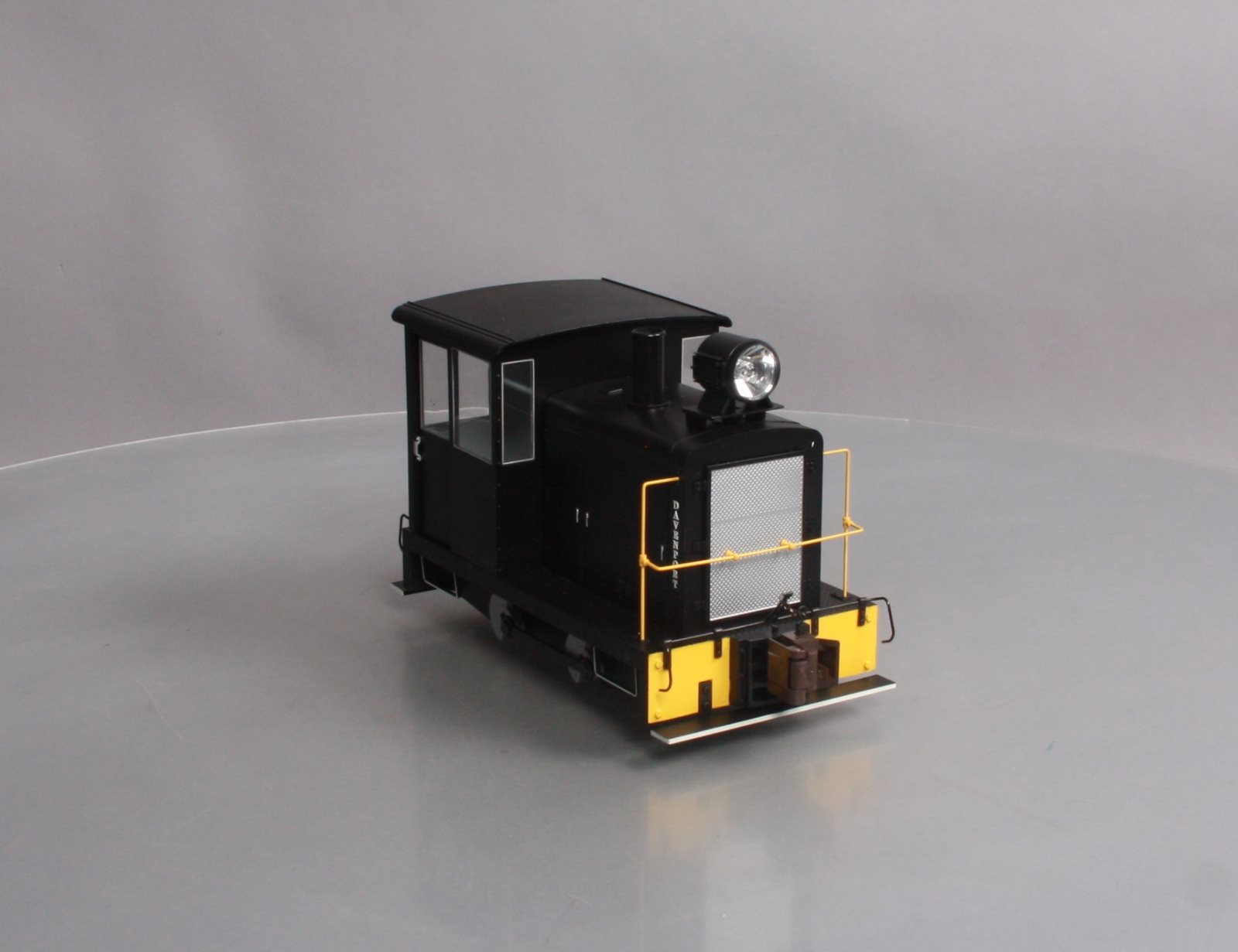 Bachmann 91399 Black Davenport 0-4-0 Gas Mechanical Side Rod