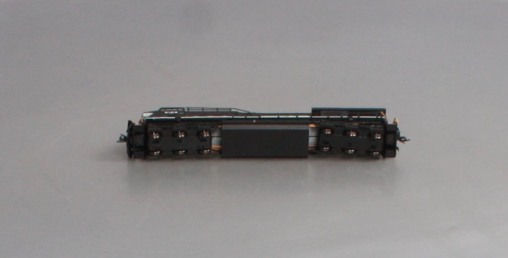 Fox Valley Models 70464 N NS ES44AC Diesel Locomotive Standard DC #8106