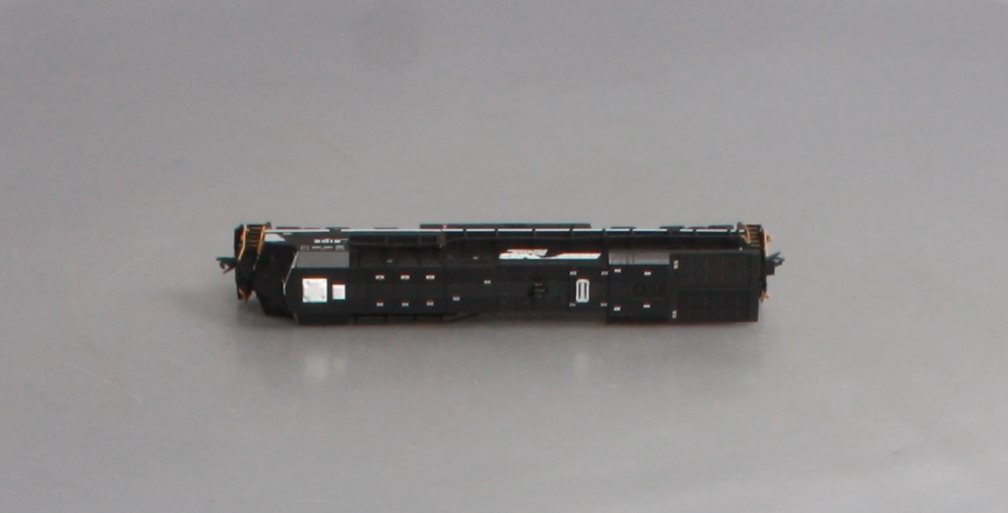 Fox Valley Models 70464 N NS ES44AC Diesel Locomotive Standard DC #8106