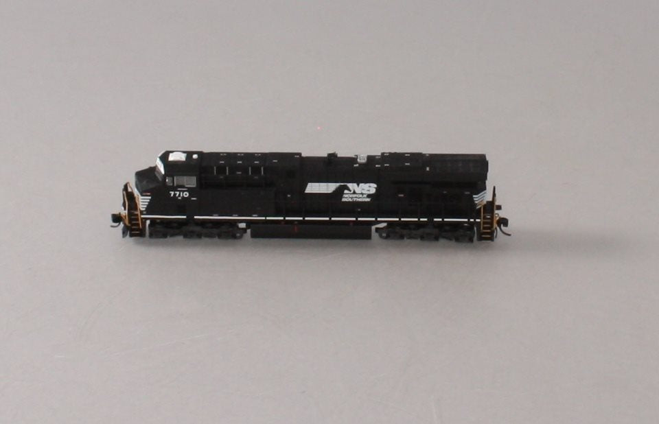 Fox Valley Models 70363 N Norfolk Southern ES44DC Diesel Locomotive #7710