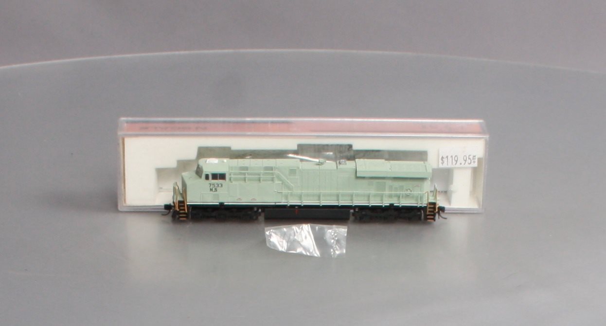 Fox Valley Models 70367 N Norfolk Southern Primer GE-ES-E #7533