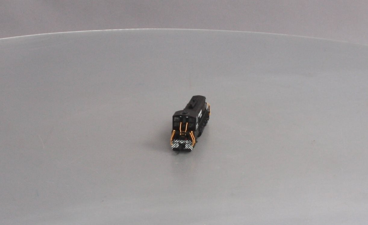 Atlas 52272 N Scale NS MP15DC w/o Decoder #2419