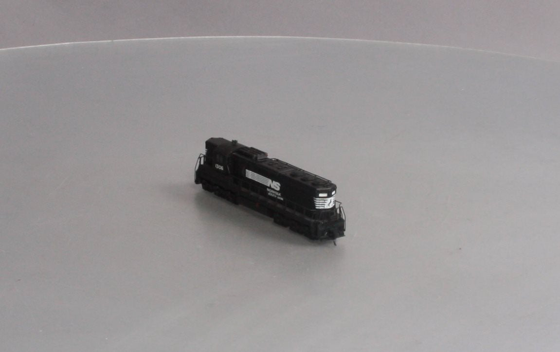 Atlas 54410 N Soouthern SD-24 Diesel Locomotive #6306