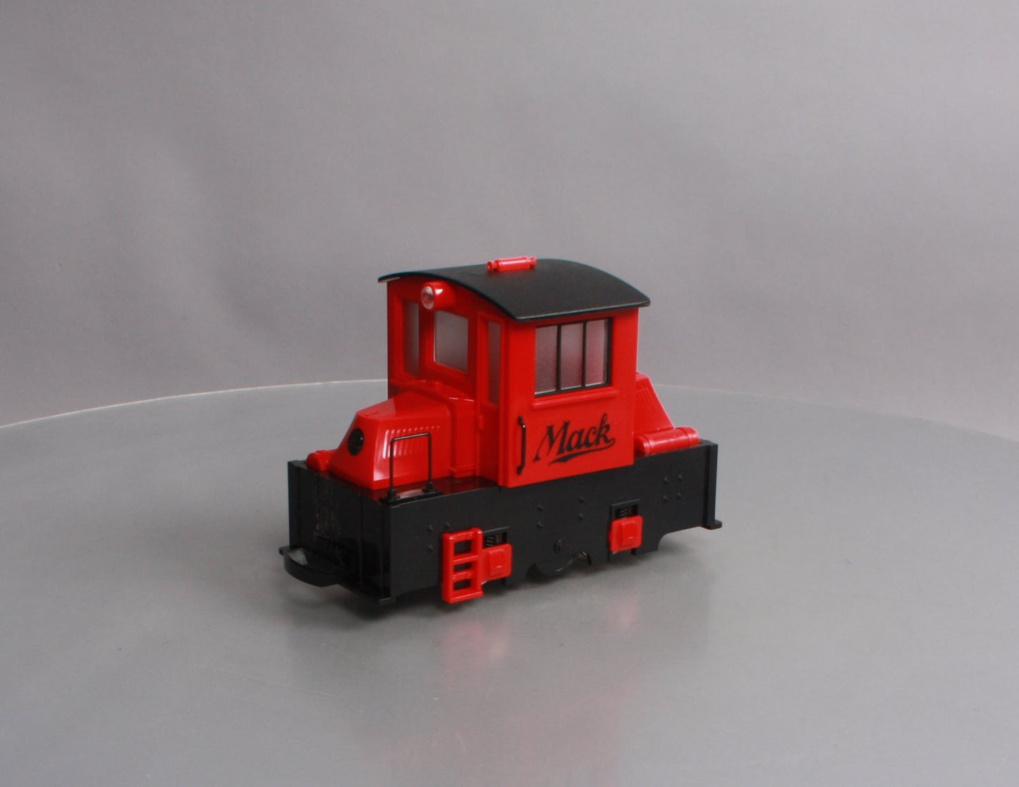 Hartland 09703 "G" Scale Red Mack Engine