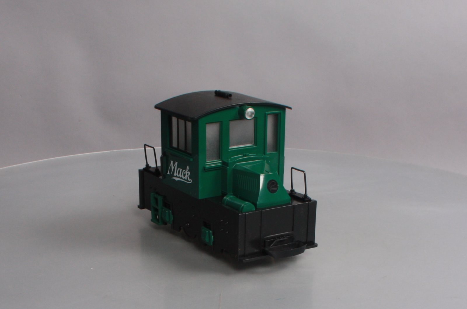 Hartland 09705 G Scale Green Mack Diesel Switcher