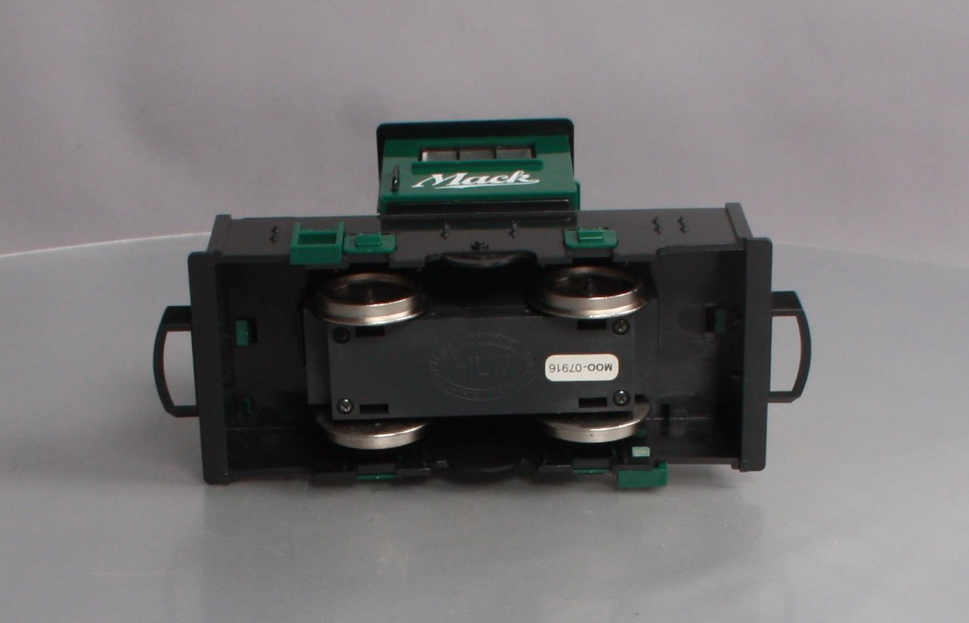 Hartland 09705 G Scale Green Mack Diesel Switcher