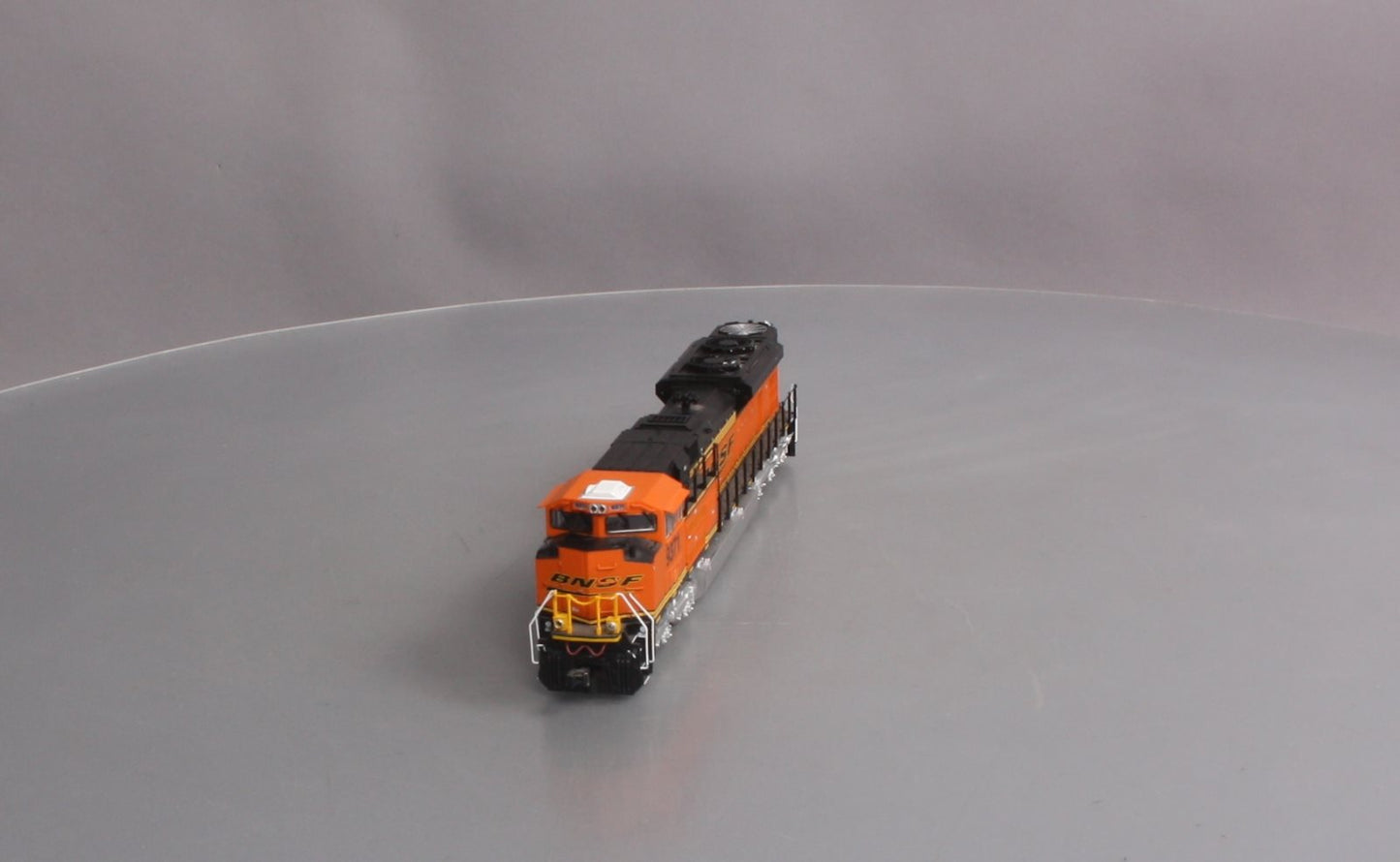 MTH 80-2003-1 Burlington Northern Santa Fe HO SD70ACe Diesel Engine w/P-S 3.0
