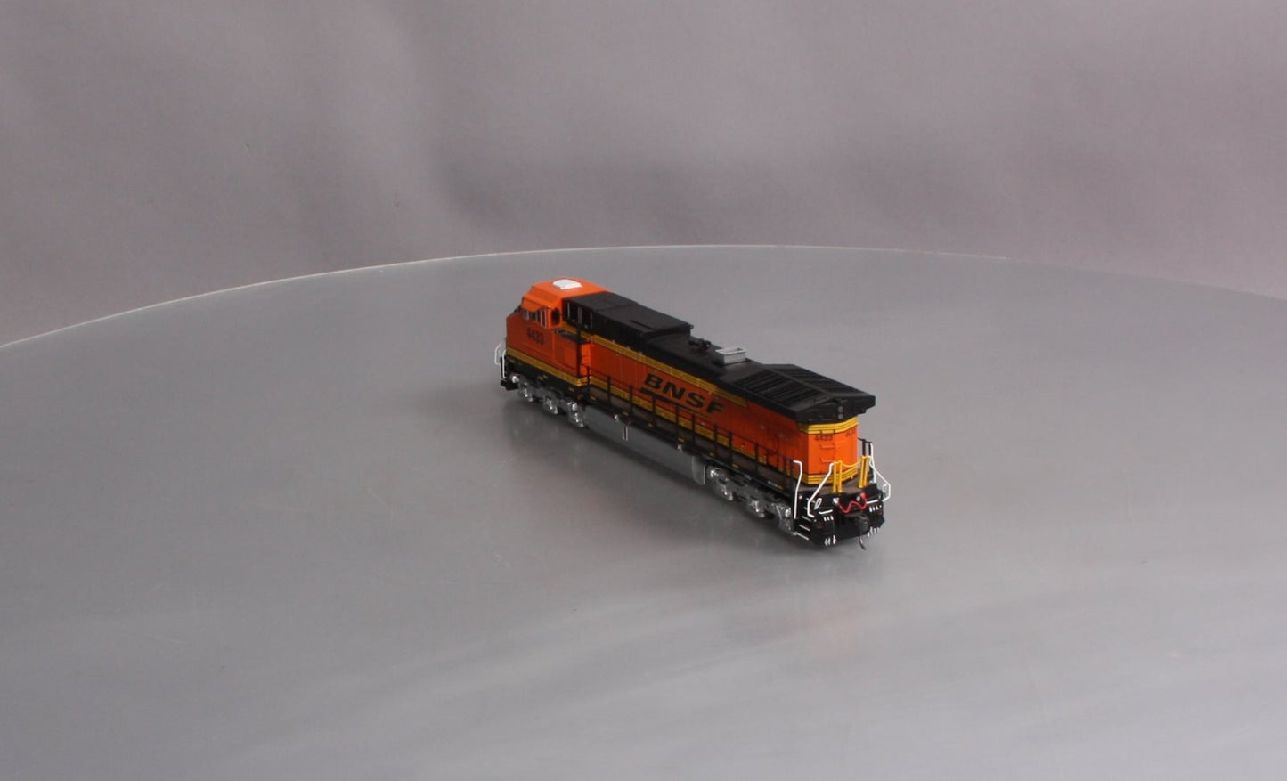 MTH 80-2286-1 HO Burlington Northern & Santa Fe Dash-9 Diesel Engine #4433