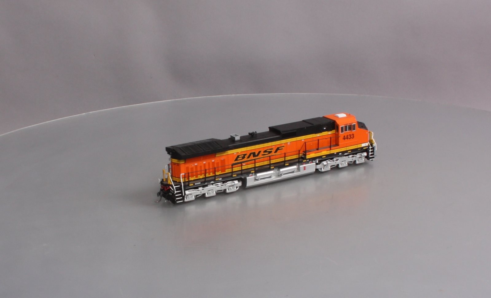MTH 80-2286-1 HO Burlington Northern & Santa Fe Dash-9 Diesel Engine #4433
