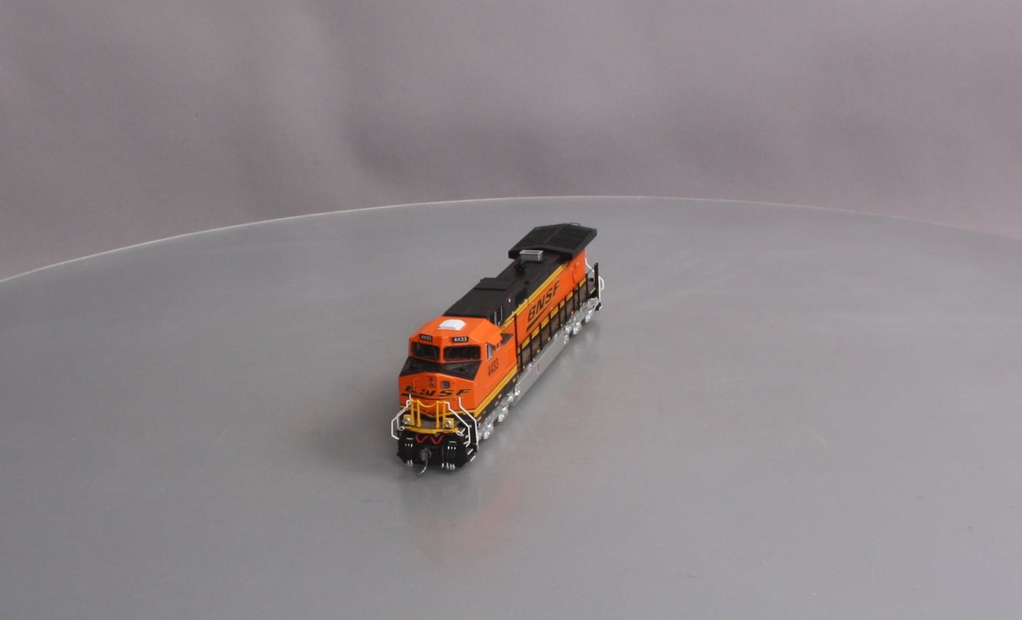 MTH 80-2286-1 HO Burlington Northern & Santa Fe Dash-9 Diesel Engine #4433