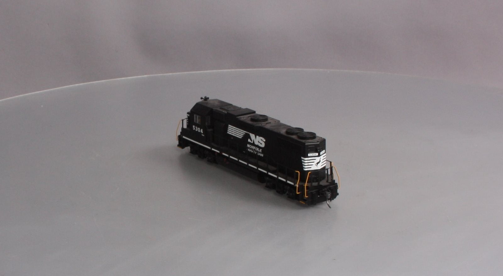 MTH 85-2030-1 HO Norfolk Southern GP38-2 Diesel Engine with Proto-Sound 3 #5304
