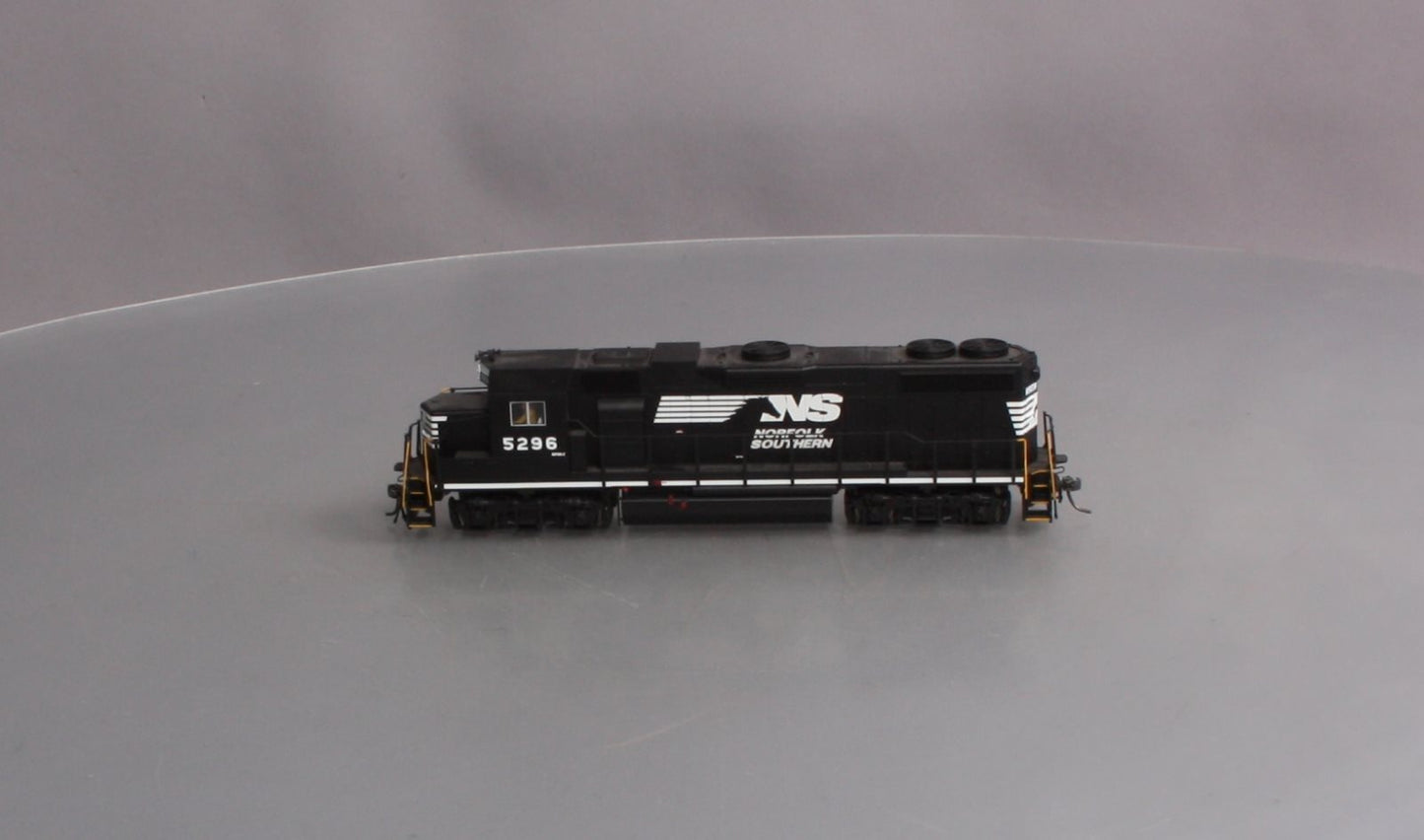 MTH 85-2031-1 HO Norfolk Southern GP38-2 Diesel Engine with Proto-Sound 3 #5296