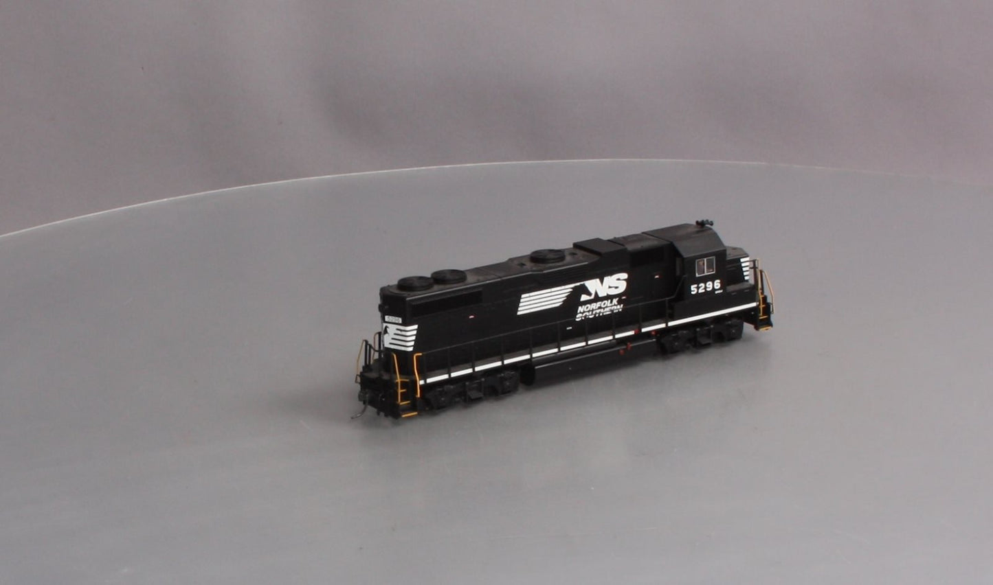 MTH 85-2031-1 HO Norfolk Southern GP38-2 Diesel Engine with Proto-Sound 3 #5296