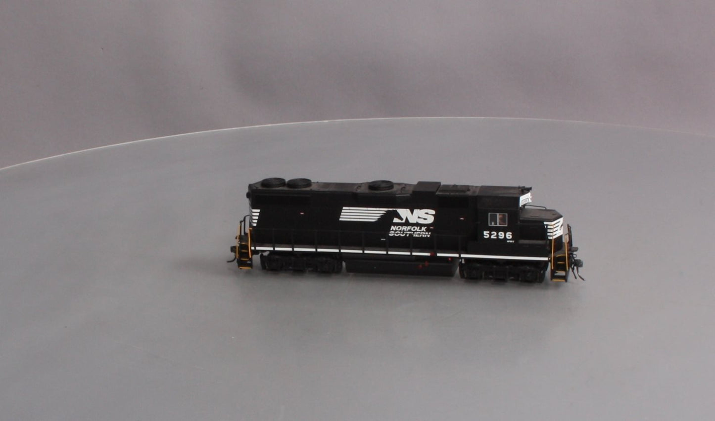 MTH 85-2031-1 HO Norfolk Southern GP38-2 Diesel Engine with Proto-Sound 3 #5296