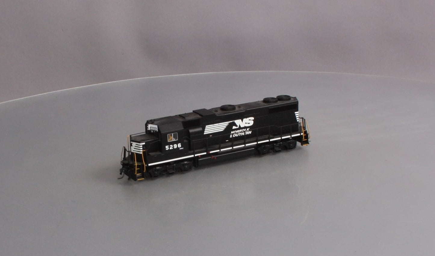 MTH 85-2031-1 HO Norfolk Southern GP38-2 Diesel Engine with Proto-Sound 3 #5296