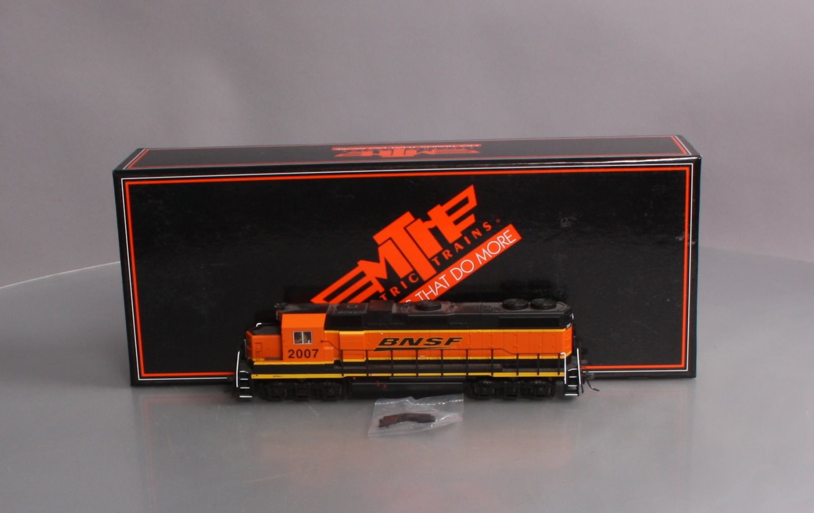 MTH 85-2016-1 HO Burlington Northern Santa Fe GP38-2 Diesel w/ P-S 3 #2007