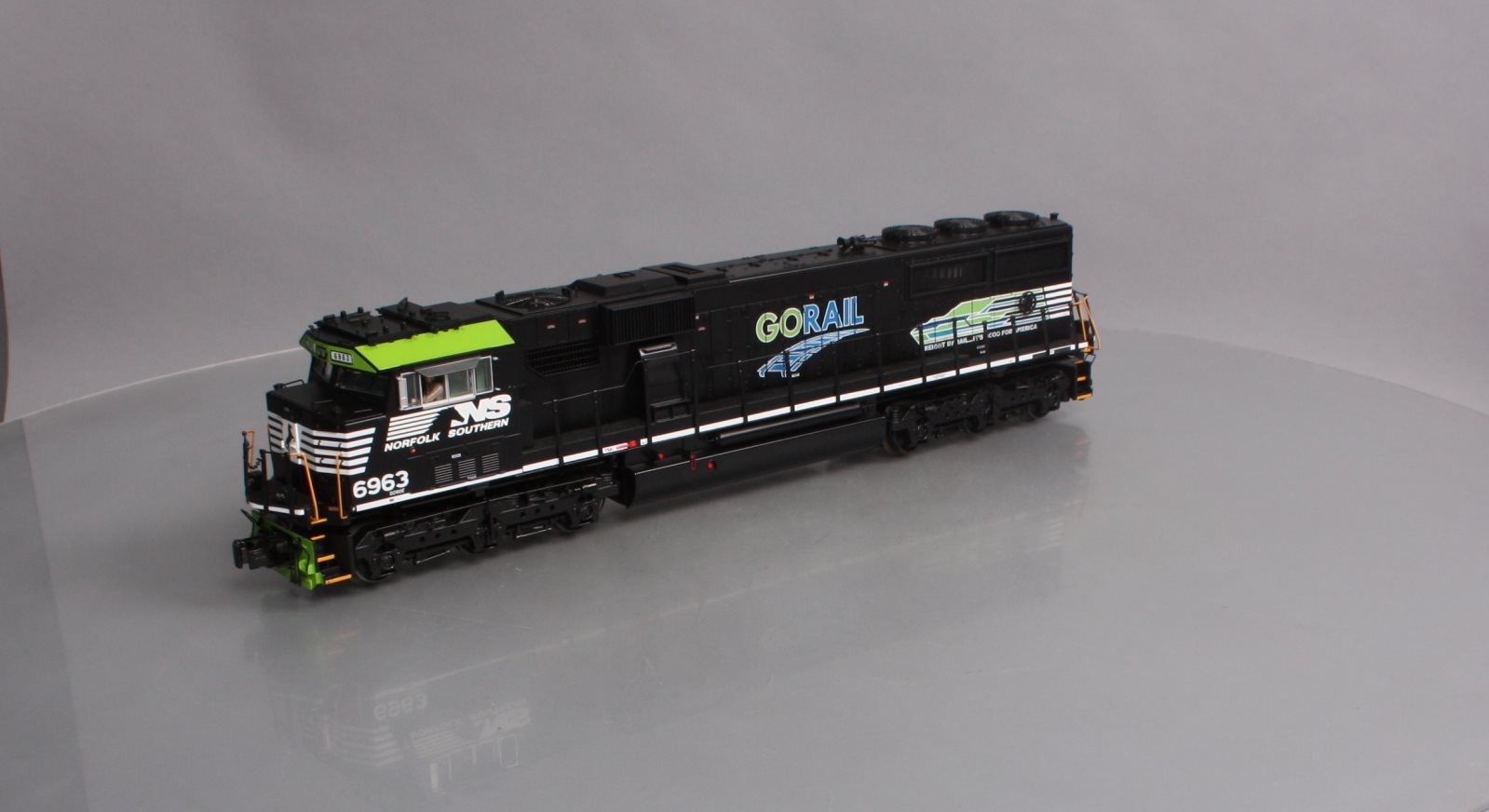 MTH 20-20595-1 Norfolk Southern SD60E Diesel Engine #6963