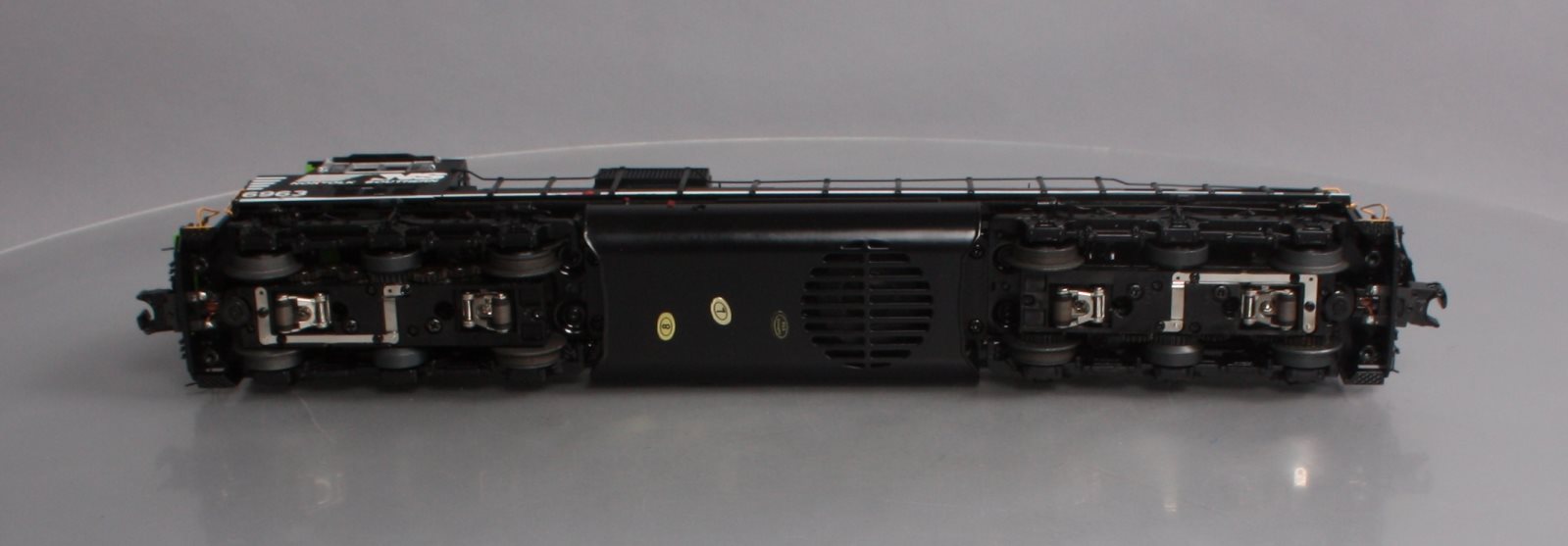 MTH 20-20595-1 Norfolk Southern SD60E Diesel Engine #6963