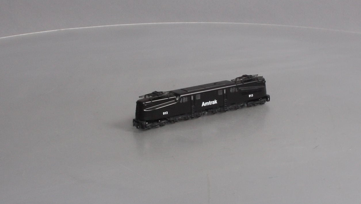 Kato 137-2021 N Amtrak GG-1 Electric Locomotive #913